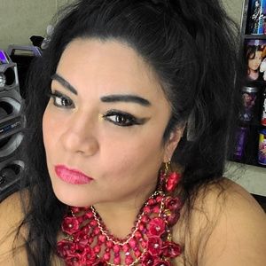 Meet your Posher, Angelica